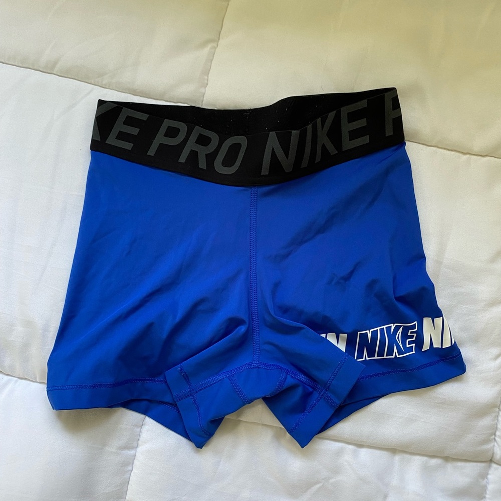 nike pro spandex shorts
